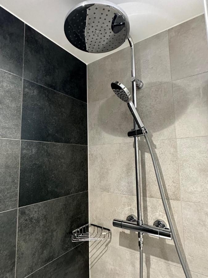 גיברלטר E1 Presidential Studios On High Floor With Stunning Sea Views מראה חיצוני תמונה